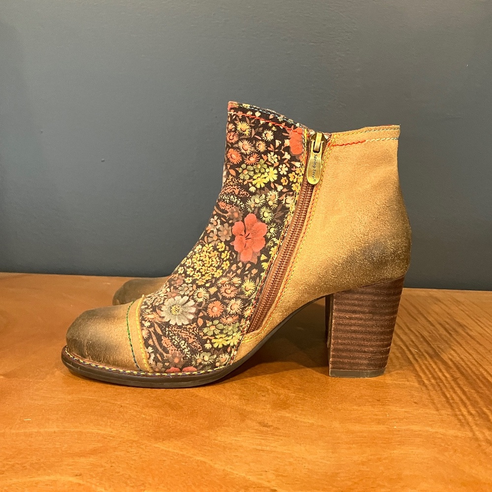 NEW  L'Artiste by Spring Step Melvina Leather Ankle Boots Sz 7,  3"heel